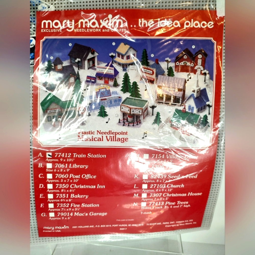 Mary Maxim NOS Train Station Musical Village Plastic Canvas Kit 77412 AS IS